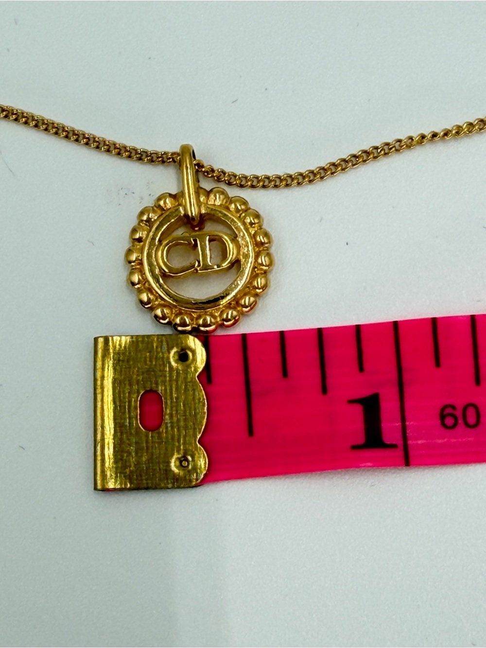 Dior Vintage Gold Tone Medallion Pendant Necklace Excellent Condition - Picture 10 of 12